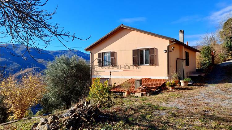 Haus zu Verkauf in Pieve di Teco