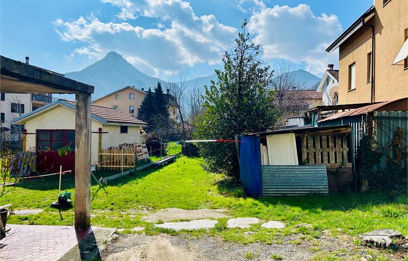 Haus zu Verkauf in Garessio