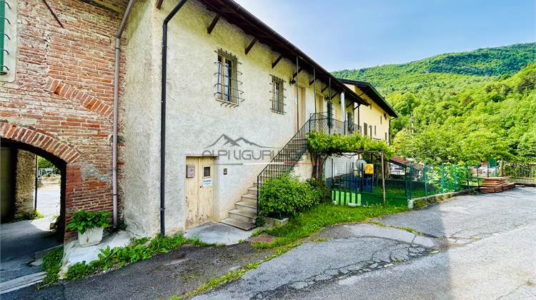 Haus zu Verkauf in Garessio