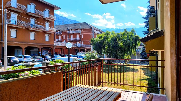 Appartamento quadrilocale con garage e due bagni comodo a tutti i servizi